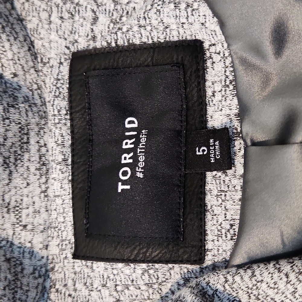 Torrid Double Knit Moto Jacket Size 5X - Picture 12 of 15